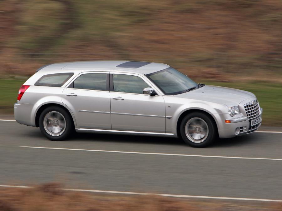  Chrysler 300C Touring 2006 года  (UK) (фото 4 из 30)